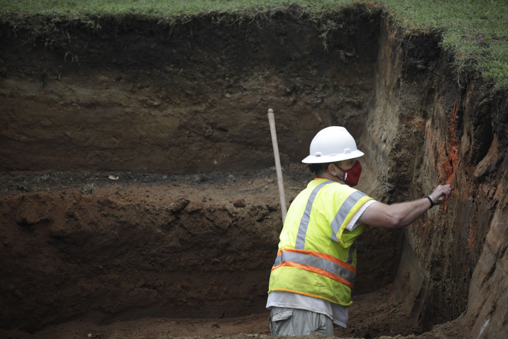 Mass graves search